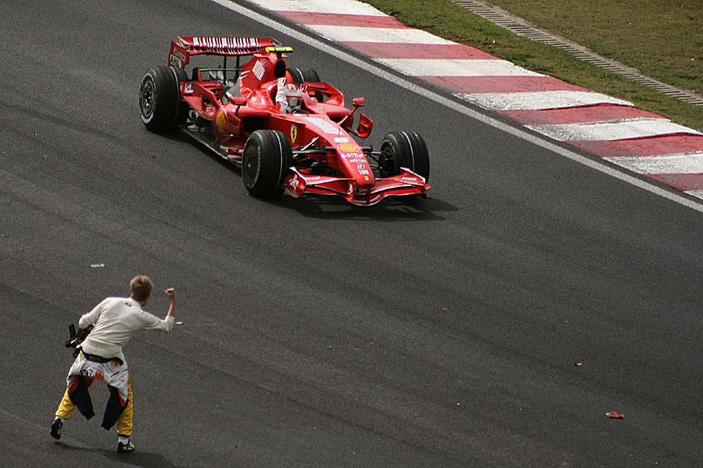 Onnea Heikki! Happy birthday Heikki Kovalainen! 