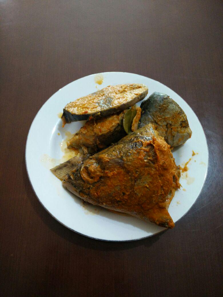 "<a href="/silateh/">Rumah Makan SILATEH</a>: Awalnya tdk niat makan malam tp begitu liat pangek asam padeh (tongkol asam pedas) buyar diet nya " #ngiler