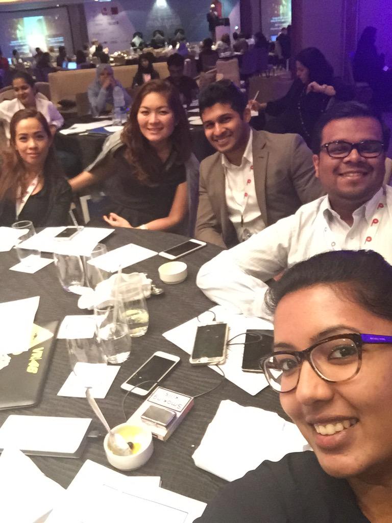 CrunchDoha's tweet photo. Enjoying the day with @acepilotkhan and some new friends at #tmkme2 @ThePWorld in session with @sensic http://t.co/U7q77dPkVX