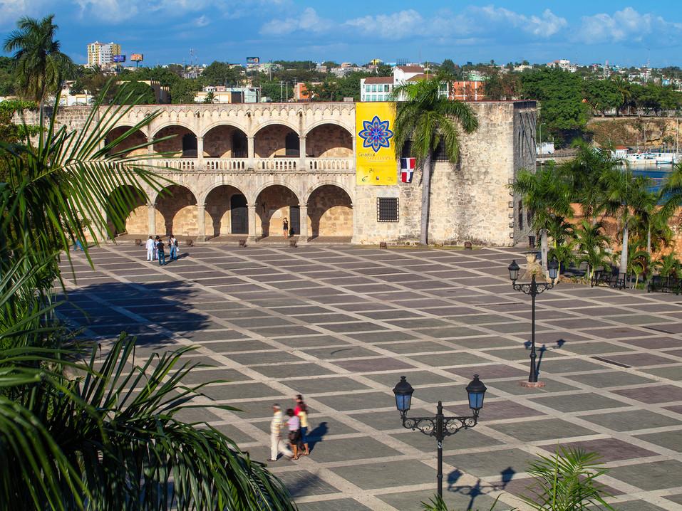 9 "dangerous" places that are actually safe to visit cntrvlr.co/Gru94b2