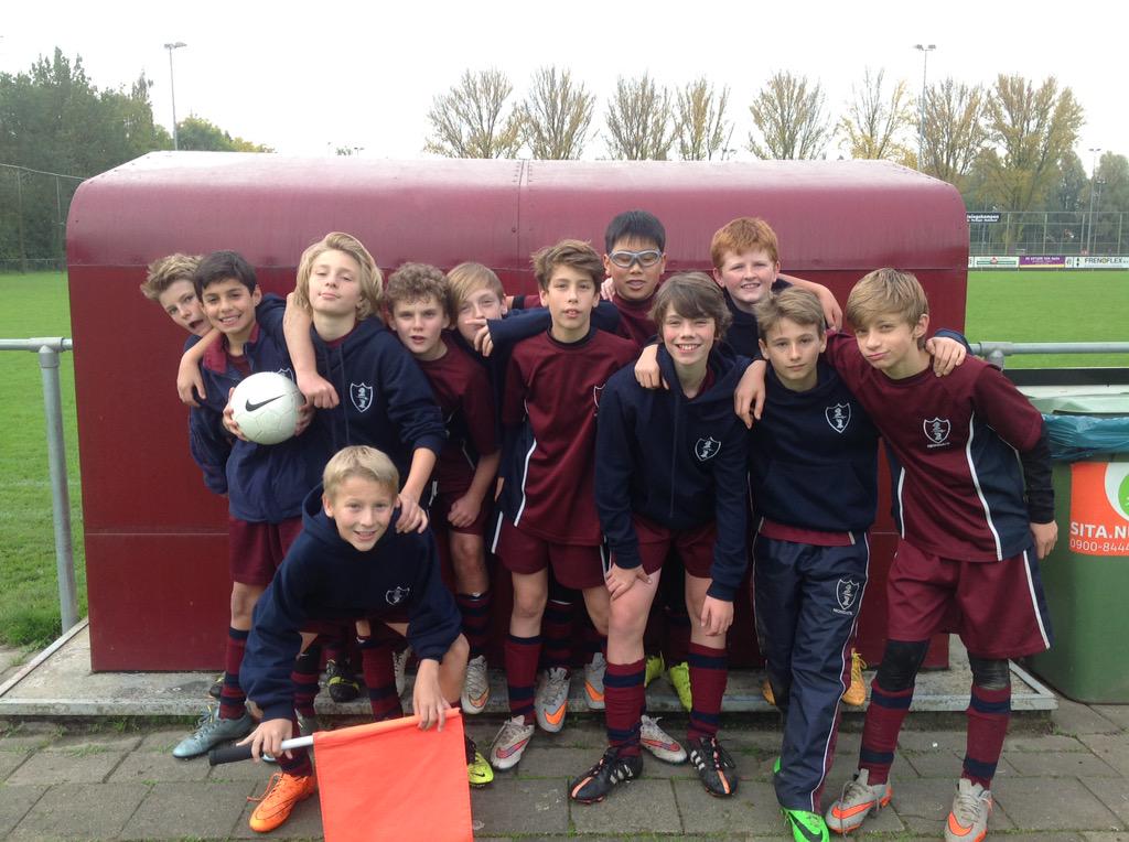 HighgateSpEx's tweet photo. #Rotterdam2015 #HighgateFootball Match day 1 in pictures! http://t.co/MexboEB4WA