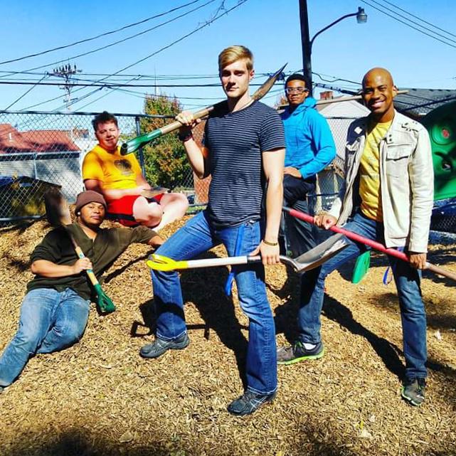 CSCDeltaUpsilon's tweet image. Some men of DeltaU went to Cheerful Home yesterday to spread woodchips for kids' playgrounds.
Nice work, men.