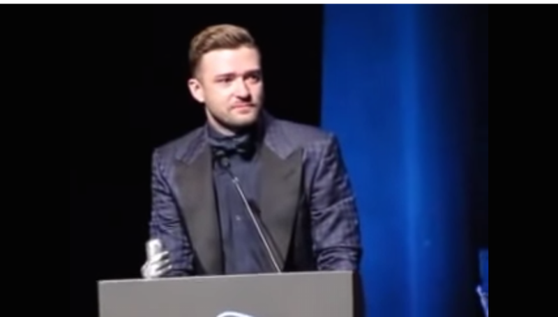 someecards's tweet image. Watch weepy Justin Timberlake thank Jessica Biel for 3 years of marriage, cry that he's taken go.some.ly/KuJhSdF