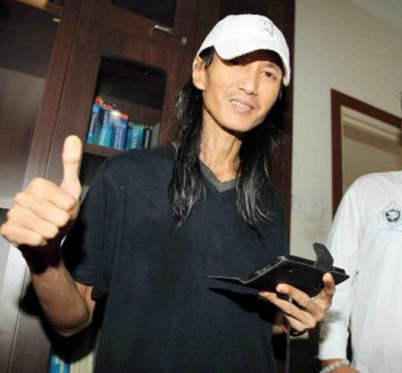 Embedded image permalink