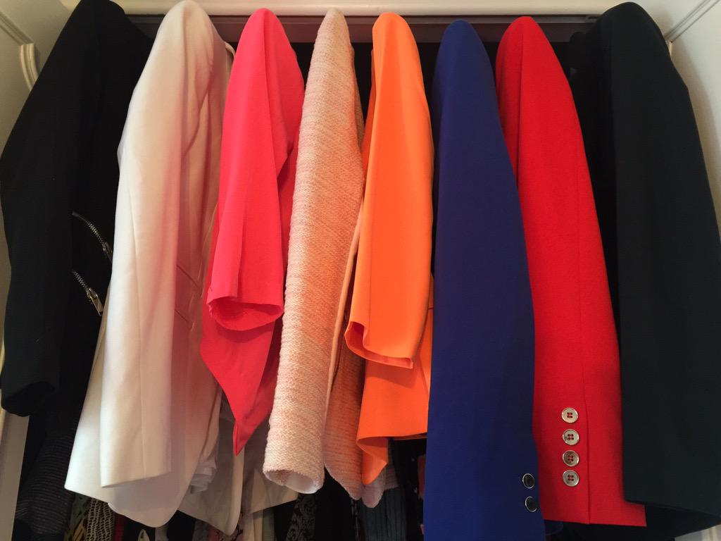 Aalia_Adam's tweet image. Can't wear any political party colours on-air so I guess I'll have to vote pink! #JournalistProblems #ElectionDay