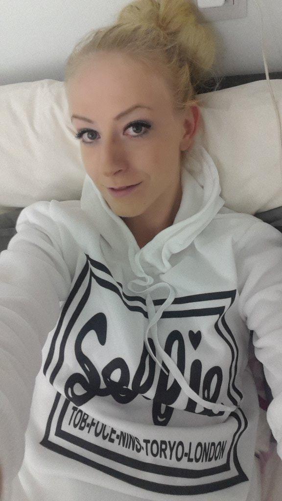 Nicht mrhr lange dann ist der Montag auch geschafft :) http://t.co/DKtt7tSumD