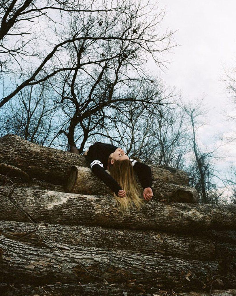 “El estar más de un mes y medio sin saber todo el material que poseía fue un reto personal.” La fotógrafa <a href="/anneroig/">Anne Roig</a>…