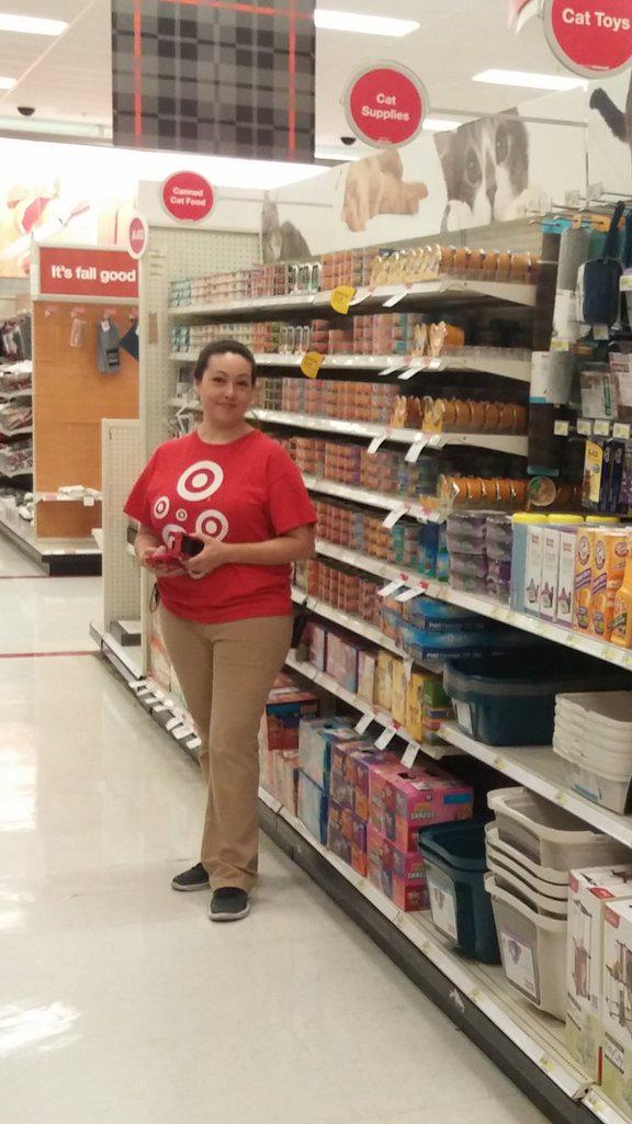 fonziboy92's tweet photo. Awesome zone in pets nice job instocks team and designated stocker!! #zone #drivesales http://t.co/oxzGAmptlT