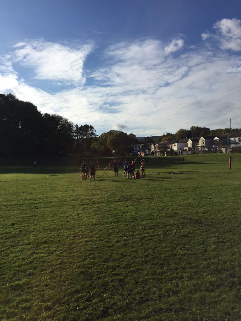 StjohnboysPE's tweet image. Year 9 forwards working on leg drives and work in the contact area! #littlethings #bigdifferences