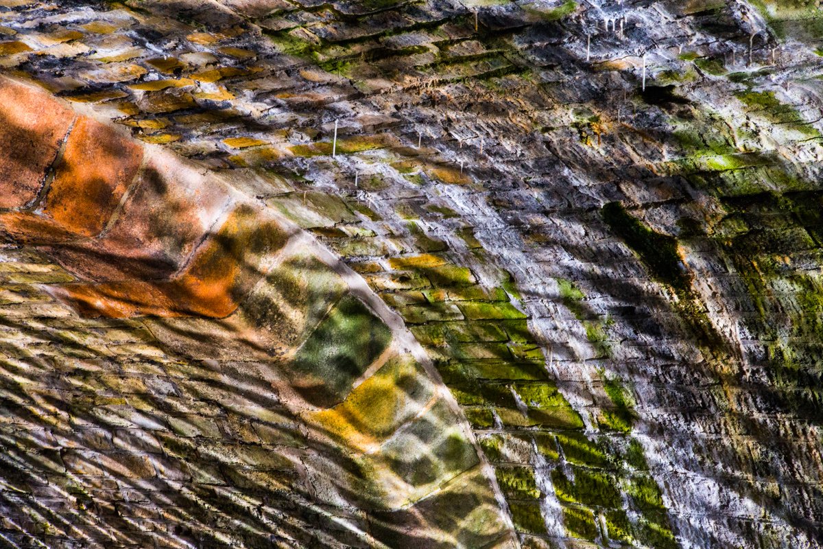 peter_howlett's tweet photo. Autumn at the High Corn Mill in Skipton. #autumn #skipton #photography http://t.co/VMY7uFyBc4