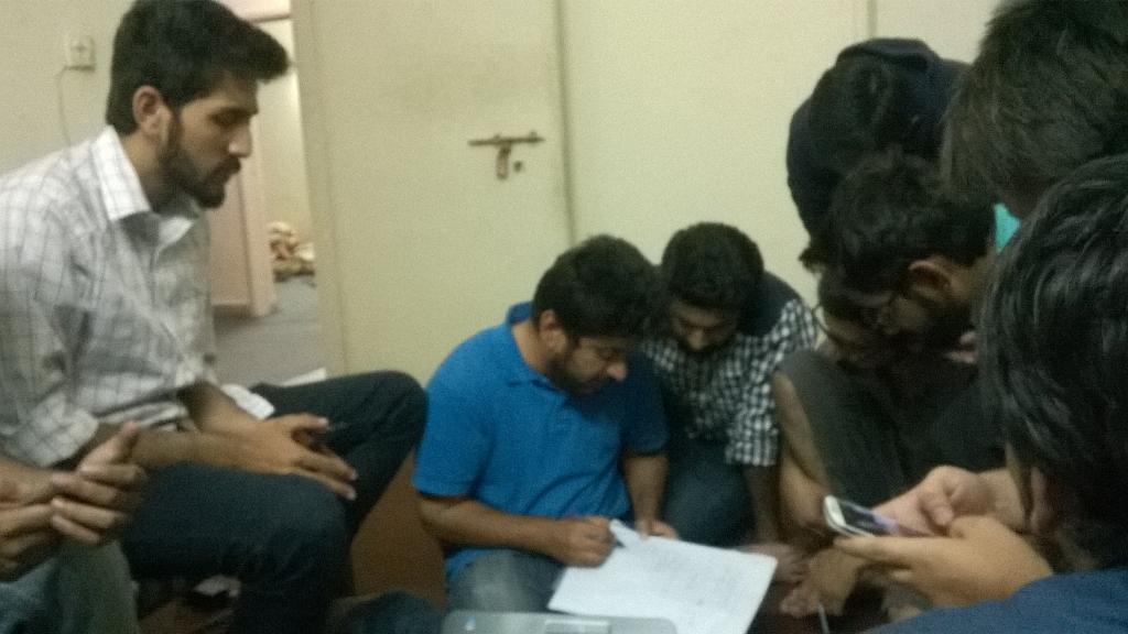 aimalbashir's tweet image. The boys, the lot and study.
#TheoryOfAutomata #Chowmsky