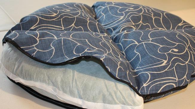 Luca4Dogs's tweet image. Luca Nest is both smart and cozy. Simple solution- four triangular inserts! #lucanest #smartdogbeds