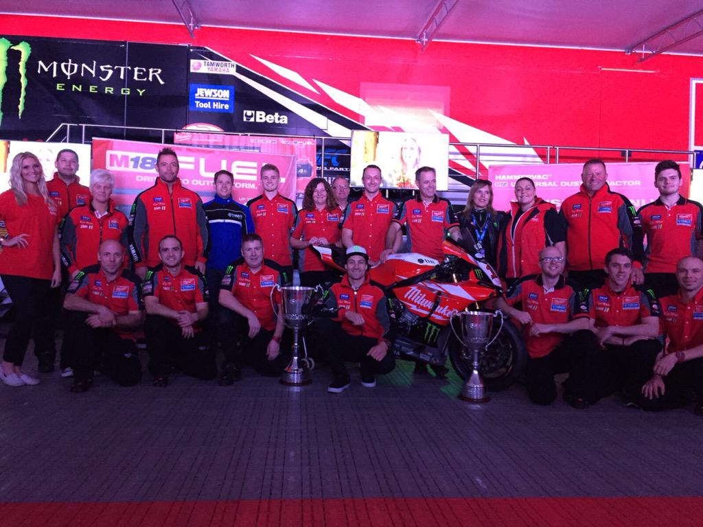 2015 British Superbike Championship winning team <a href="/MilwaukeeYamaha/">Milwaukee Yamaha</a>
