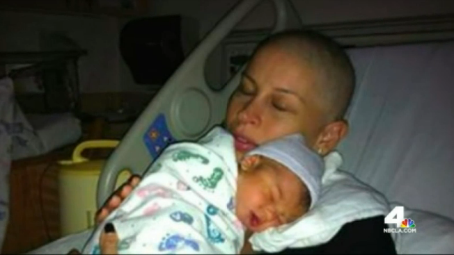 NBCLA's tweet photo. Young mom used her love of Wonder Woman to inspire others in fight against breast cancer   https://t.co/bfD7flQsKq https://t.co/CWcqGHKV3A