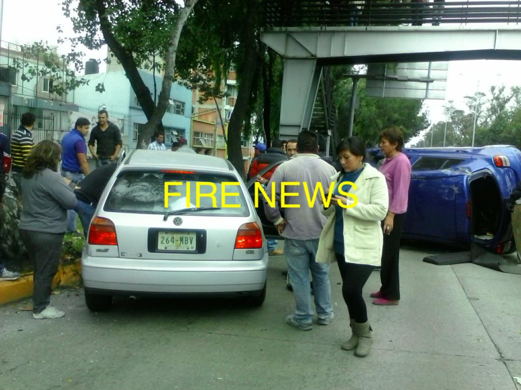 Volcadura en Río Churubusco - CRtOSpnUsAAgb42