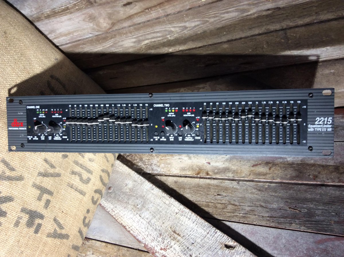 GrooveC_Guitars's tweet photo. FRESH TRADE ALERT!

Used DBX 2215 Stereo Graphic EQ

$99.99

651-333-4454 https://t.co/Xf0yAXQb38