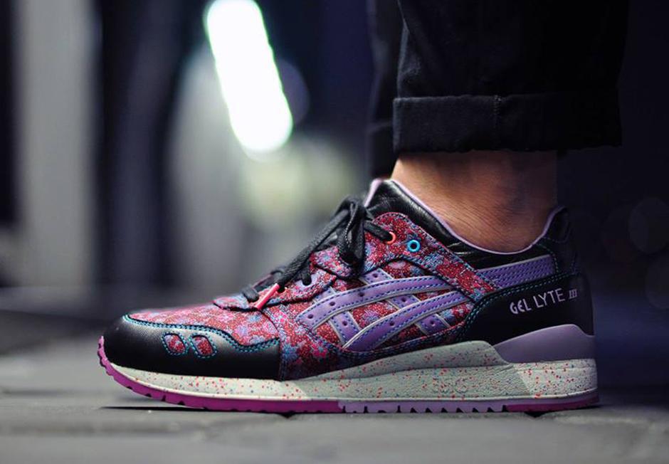 web Perforación veterano Sneaker News on Twitter: "Limited EDT and Asics present this exclusive Gel-Lyte  III https://t.co/EMXGb9GhED https://t.co/4dbnPY7EAG" / Twitter