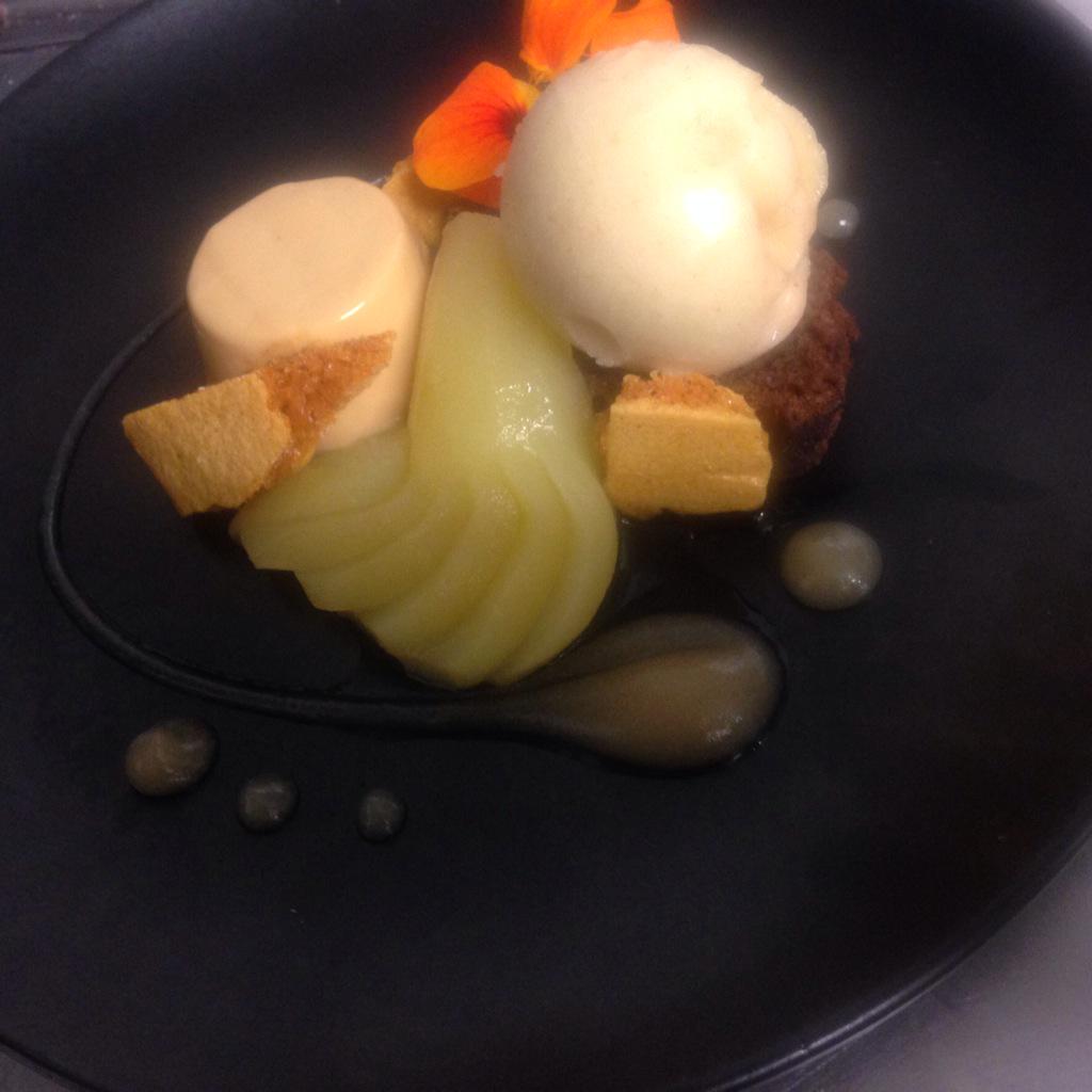 ChrisMarshall39's tweet photo. New desserts @MansionDerby https://t.co/ruRBr94wCN