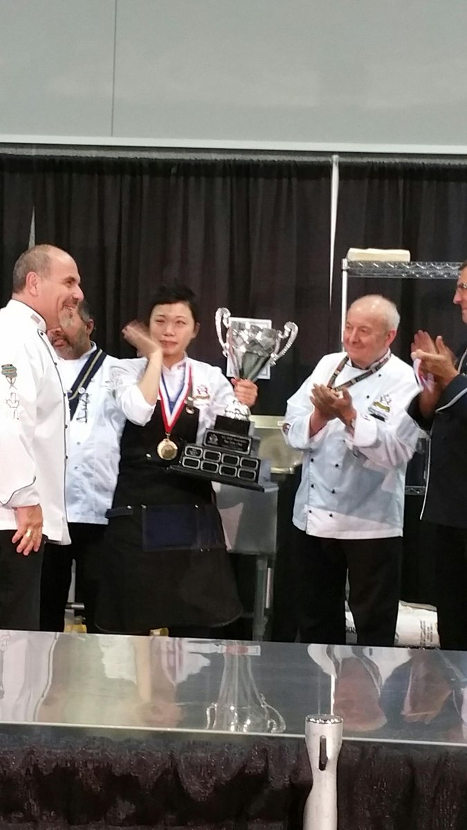 ConnectShowBC's tweet image. Congratulations to @sandyweichen from @torafukuYVR for winning the #BCIronChef competition @ConnectShowBC