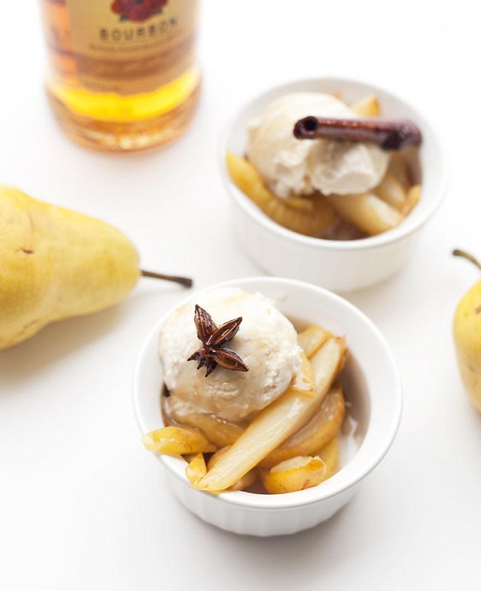 How to make: Bourbon poached pears onemartini.com/bourbon-poache…