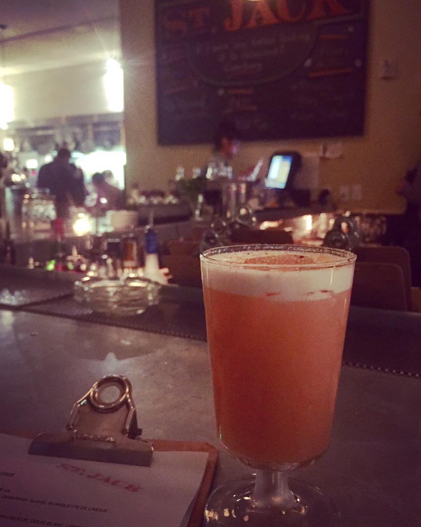 ChuflyImports's tweet image. #PDX has some cocktail skills! 'Grove &amp;amp; Valley' on display here. #pdxcw @stjackpdx