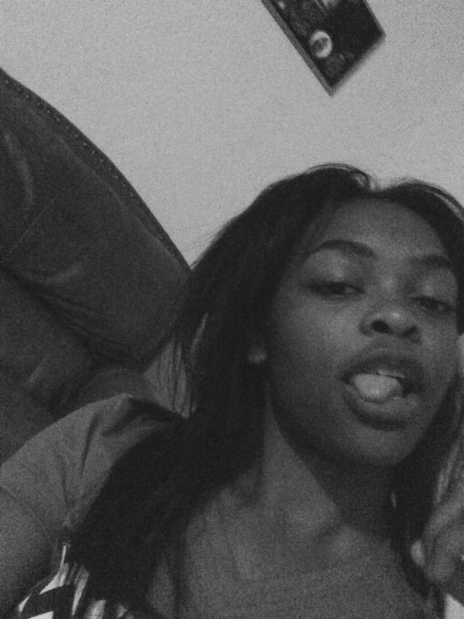 @trendyxkilla https://t.co/UynDZnxtdj<a class="tags" target="_blank" title="On Twitter" href="/?out=eyJ0eXAiOiJKV1QiLCJhbGciOiJIUzUxMiJ9.eyJpYXQiOjE3MjY0OTg0MDIsImlzcyI6InR3cG9ybnN0YXJzLmNvbSIsIm5iZiI6MTcyNjQ5ODQwMiwiZXhwIjoxNzU4MDM0NDAyLCJyZWRpcmVjdF91cmwiOiJodHRwczovL3R3aXR0ZXIuY29tL3RyZW5keXhraWxsYSJ9.cKyL-6GeFej3W7t9Telc8paMFAHvAAuPcjBgirMsu227Hc1h9hHyQ8vGxvXnhweHf7gj0lN7-VT6KHI_zTphGw">@trendyxkilla</a><a href="/tag/original"class="tags"><span>#original</span></a><a href="/tag/goldiepose"class="tags"><span>#goldiepose</span></a>