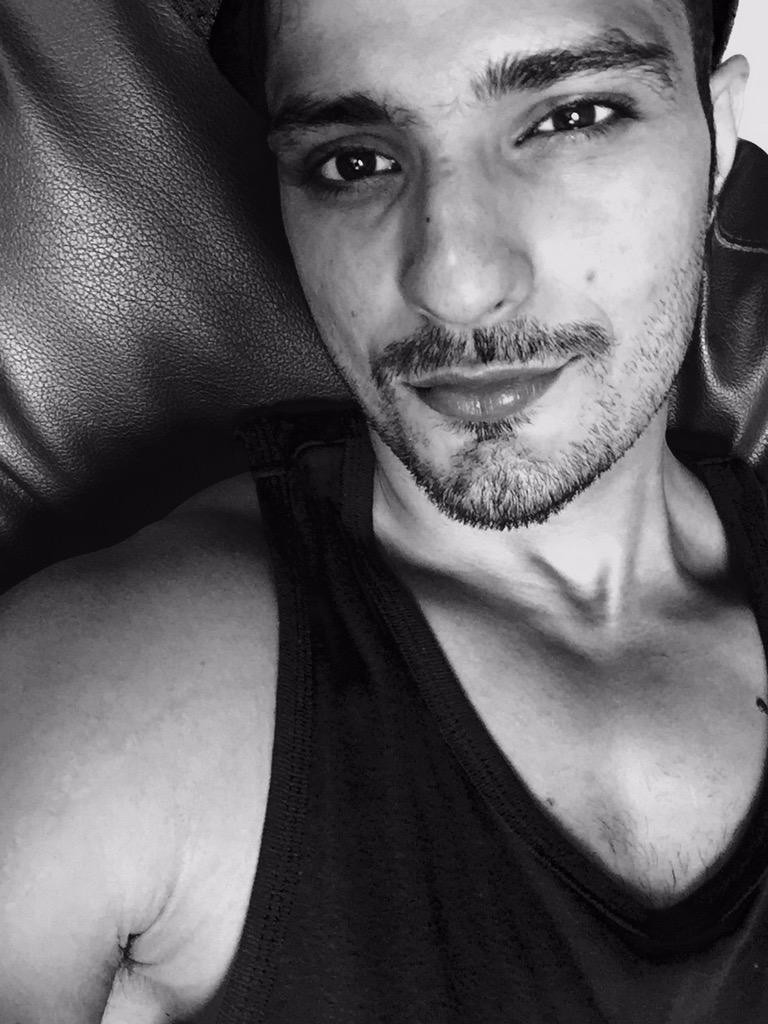 vinrana1986's tweet photo. Morning selfie😉 have. A great day😘 https://t.co/yeJVguFrXb