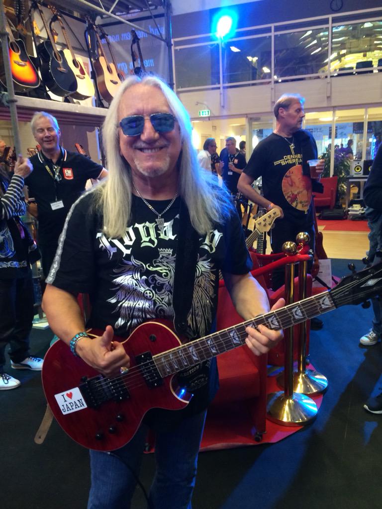 Mick Box of Uriah Heep was kind enough to check out my guitar and gave it a thumbs-up! VGS guitars rock! :-)