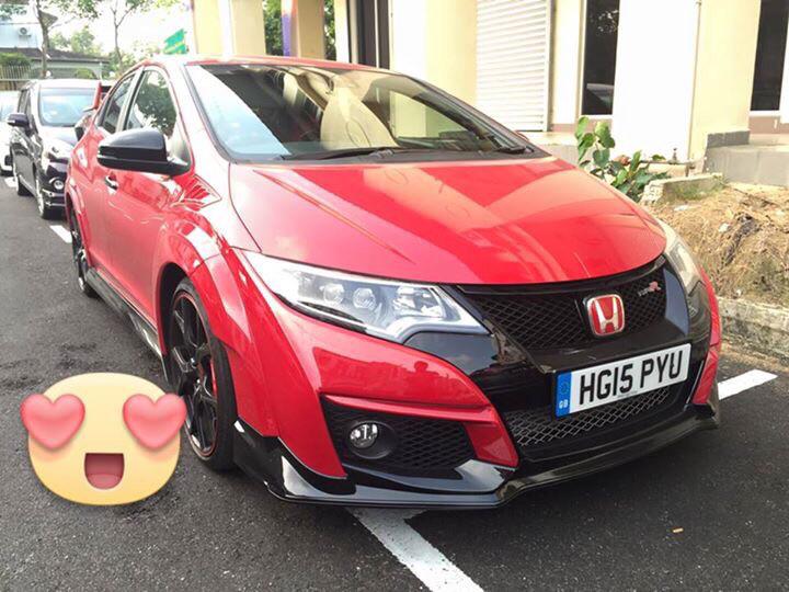 MalaysianHonda's tweet photo. Dia ni dah masuk Malaysia. Habis la #FD2R jadi ayamas lepas ni. Huhuhu. #Civic #FK2R #VTECTurbo #2015 https://t.co/TjvCavzF2q