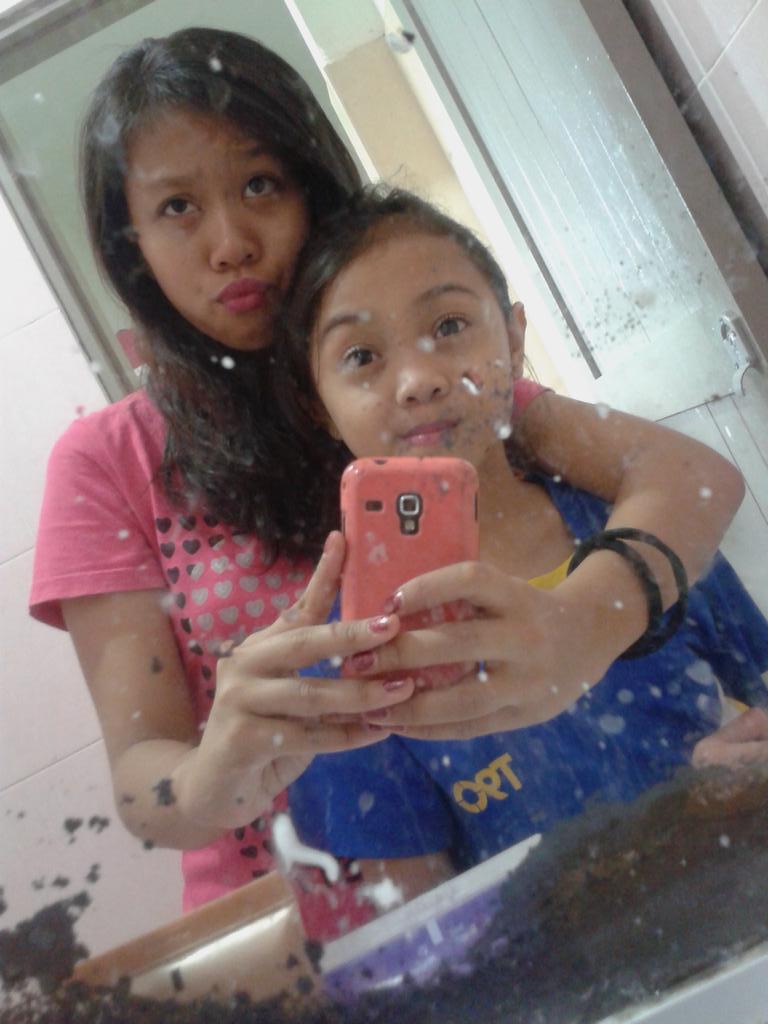 cvaneyda02's tweet photo. Selfie jp...hahaha;) https://t.co/NbzhdGmRPC