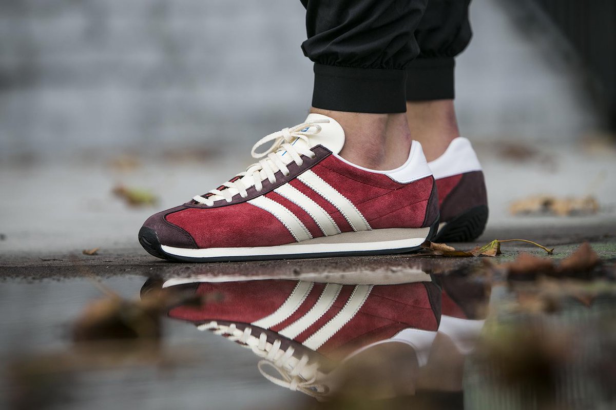 adidas country red