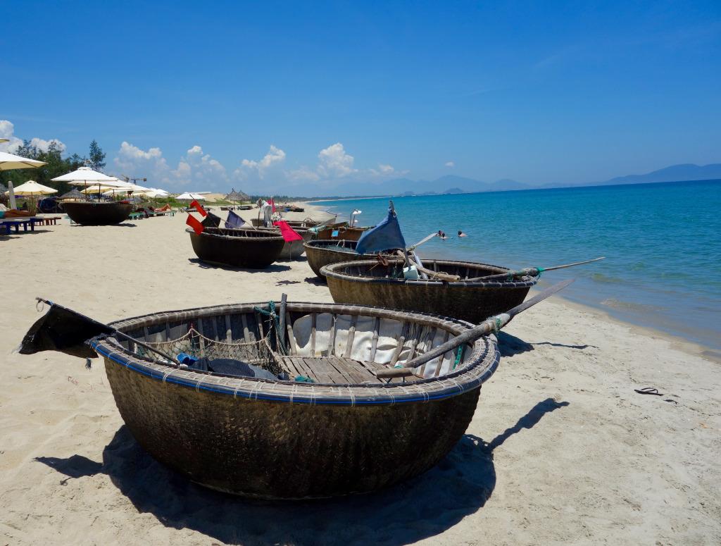 EveryAdventure_'s tweet image. Beach Life in Vietnam: An Bang and Hoi An everydayadventuresblog.com/2015/10/20/bea…