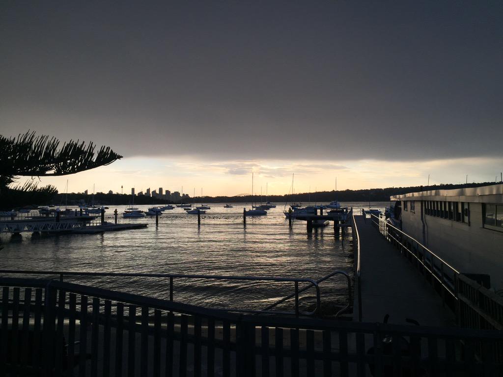 drunkroo's tweet image. Not a bad afternoon at Watsons Bay.
Except for the rain closing in. Might have to take shelter at the pub for a bit.
