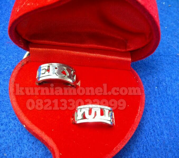 Cincin nama anti karat cuma 25rb,bentuk&amp;nama sesuai pesanan kmu,pemesanan 082133033999,cek
facebook.com/pages/Pusat-Mo…