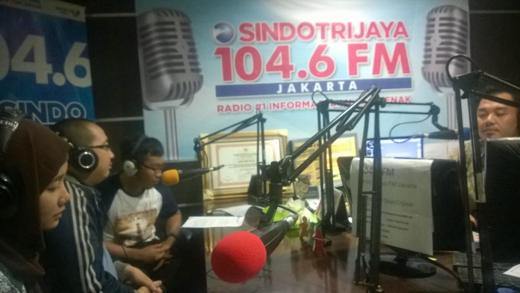 walesadant's tweet image. Tim @limakilo_id sedang live nih bareng #codefornation #c4n di #sindotrijaya radio #indonesiabersaing