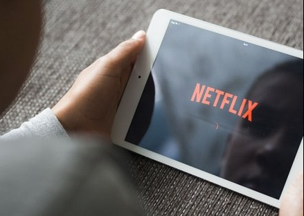 WillBeCreative's tweet photo. Il 22 Ottobre in #Italia arriva #netflix: il re dello #streaming Ecco i vari abbonamenti!  https://t.co/Hh5FEqMtrp https://t.co/DTLWhiUVZ4