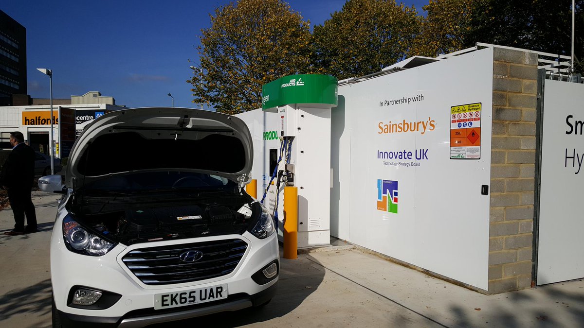 spenley's tweet image. About to fill up one of the 8 hydrogen cars in the UK. Apparently I'm about to get a frosty nozzle.