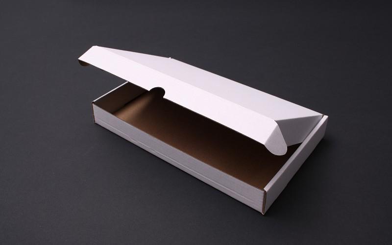 Brievenbusdoosjes A5 Deze doosjes zijn handig van bovenaf te vullen.
 ow.ly/TCBb0