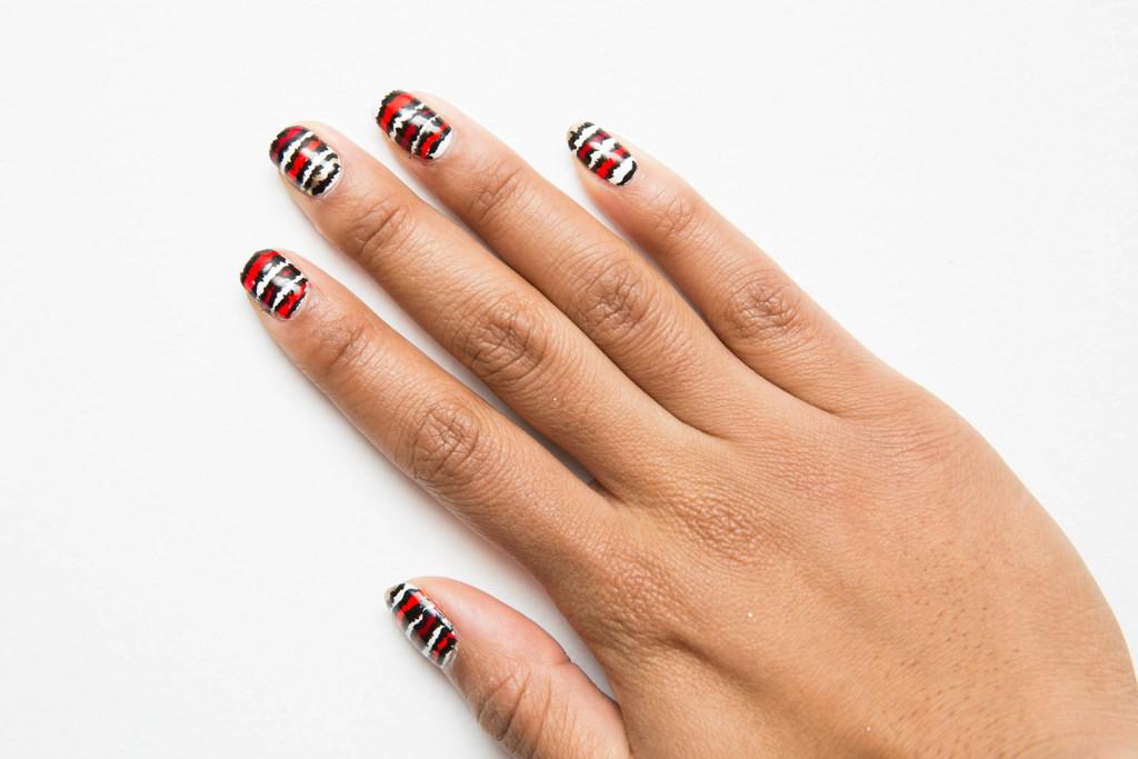 3. Beautiful and Minimalist Nail Art Inspiration - wide 8