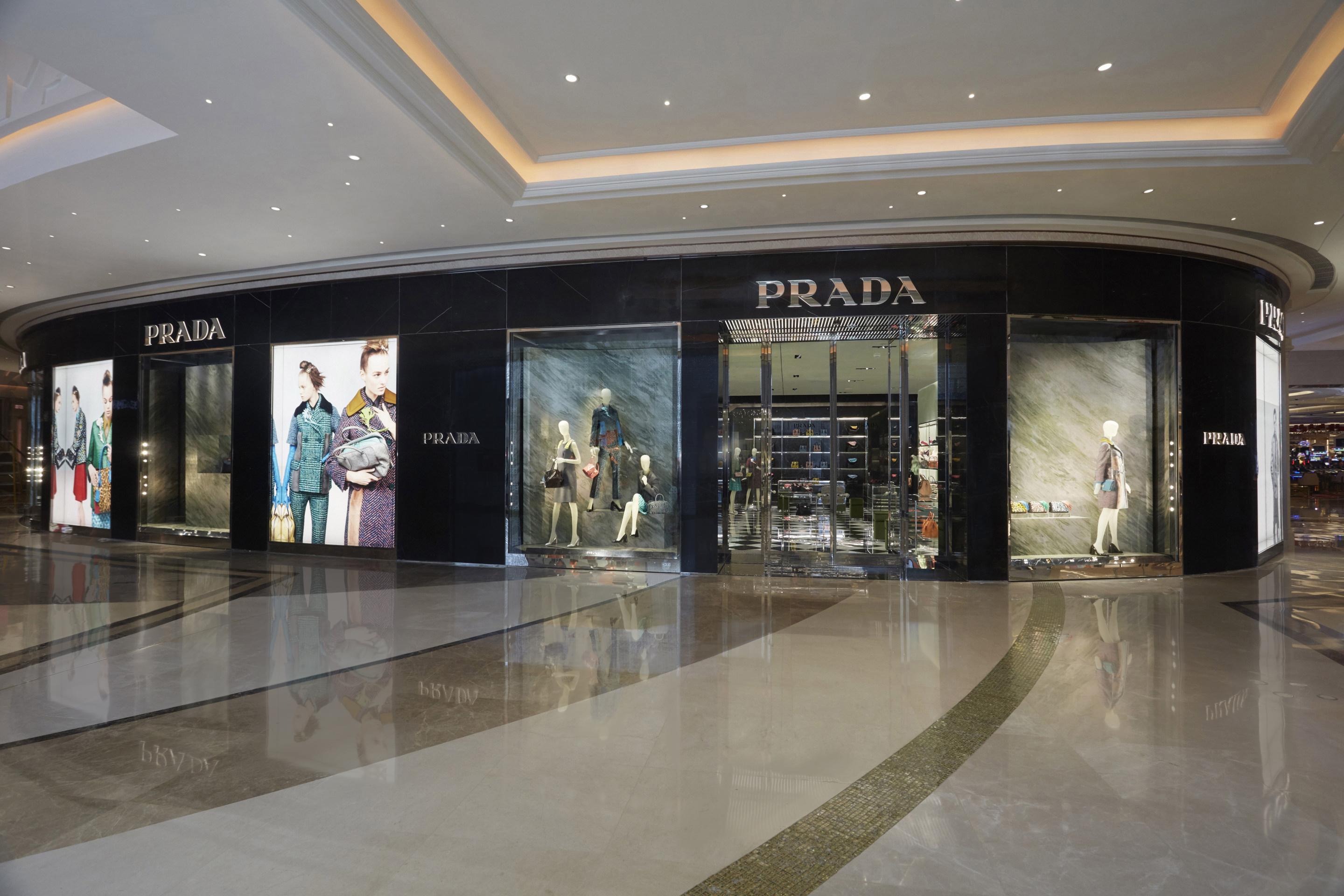 Prada the mall cheap
