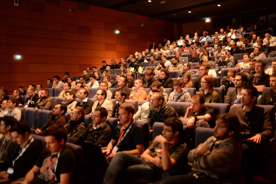 jesuisundev's tweet image. Les core développeurs de PHP 7 seront présents lors du PHP Forum 2015 bit.ly/1QOSxwB #phpforum