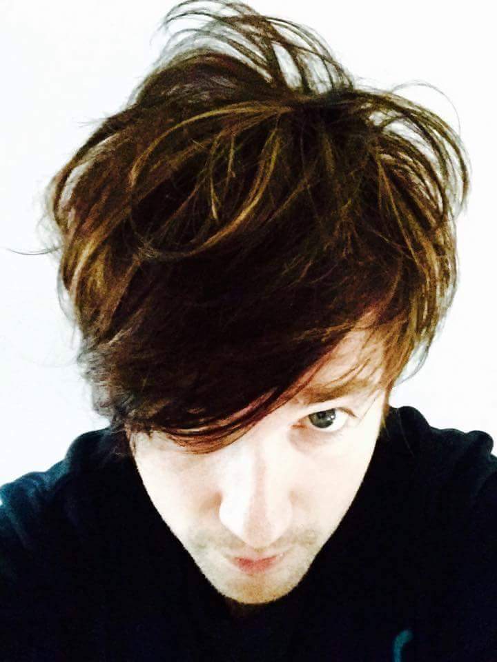 mandobabe81's tweet image. CJ of Mando Diao with the new Hairstyle