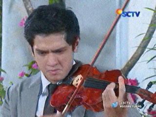 Louise brmain biola smbil mmbayangkan dirinya brsama keisya , waahh so sweet bgt !! #GGSReturnsEpisode9 <a href="/SCTV_/">SCTV</a>