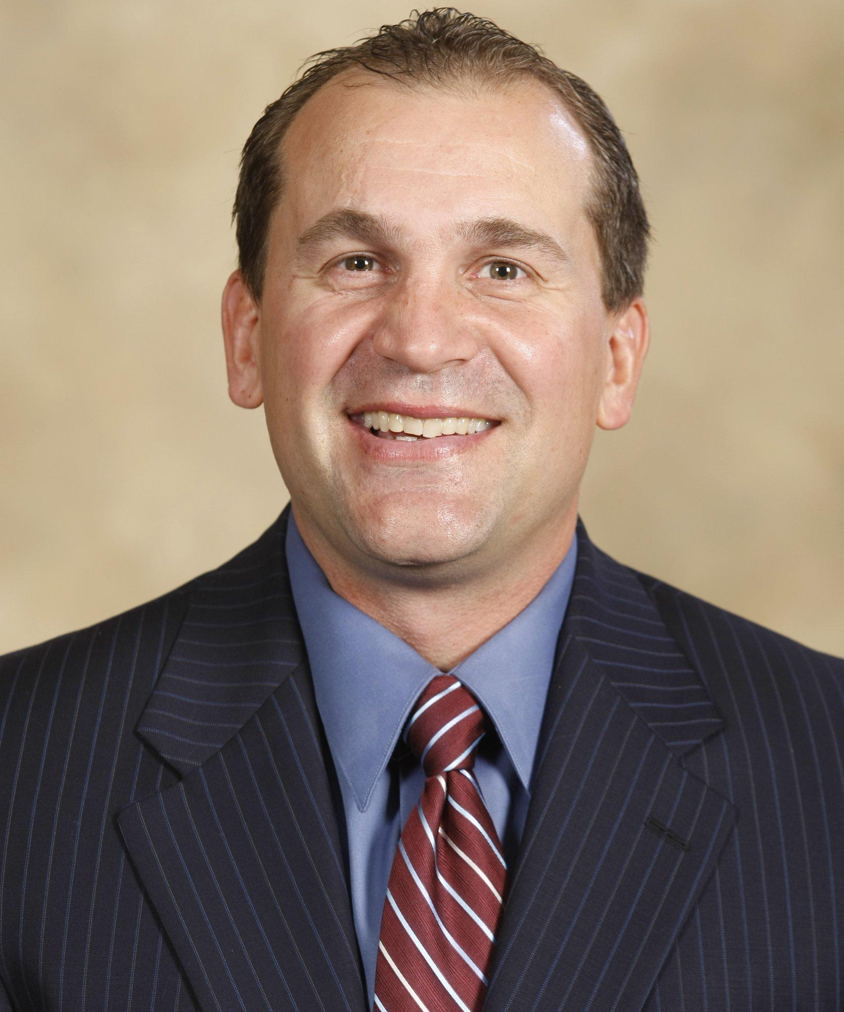 Happy Birthday to our head coach, Todd Richards!!!! Let\s give him a win tonight for his birthday, 