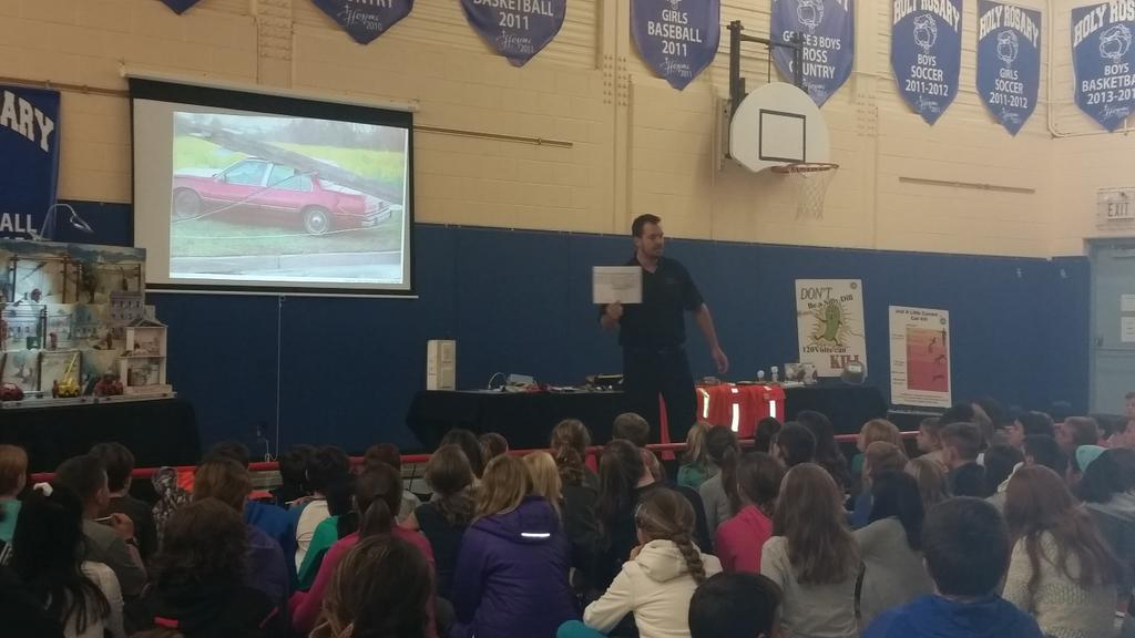 esandcshow's tweet photo. At Holy Rosary we talked about how electricity works so we can better understand what to do in an accident.
#esandc https://t.co/uLNLf3qRRQ