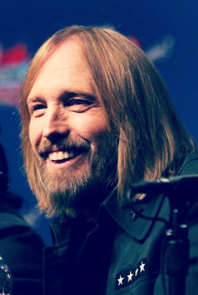 Happy 65th Birthday, Tom Petty! Keep runnin\ down that dream. 