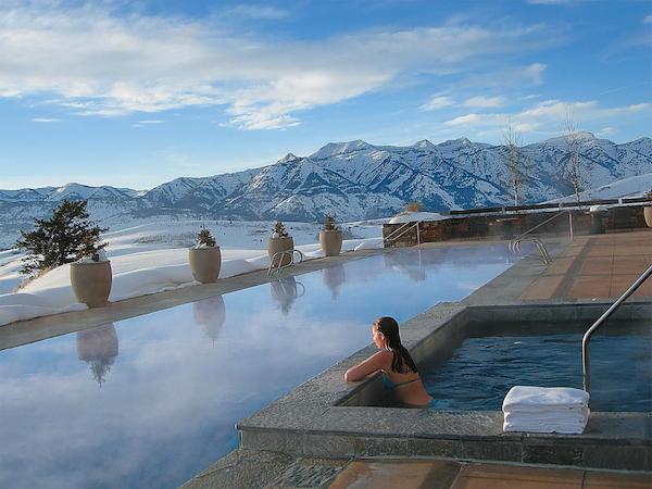 jhski's tweet photo. RT @healthytravmag: New! Why to head to Jackson Hole this Winter: https://t.co/9IxQwyI9D5 @jhski  #travel #ski https://t.co/39RegmUnem