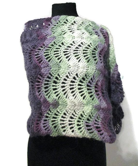 bffychick's tweet photo. Warm and cozy #fallwrap can also be worn as a #scarf click here to see more: https://t.co/CgzPHScYVO there's only 1 https://t.co/szgq38Ntji