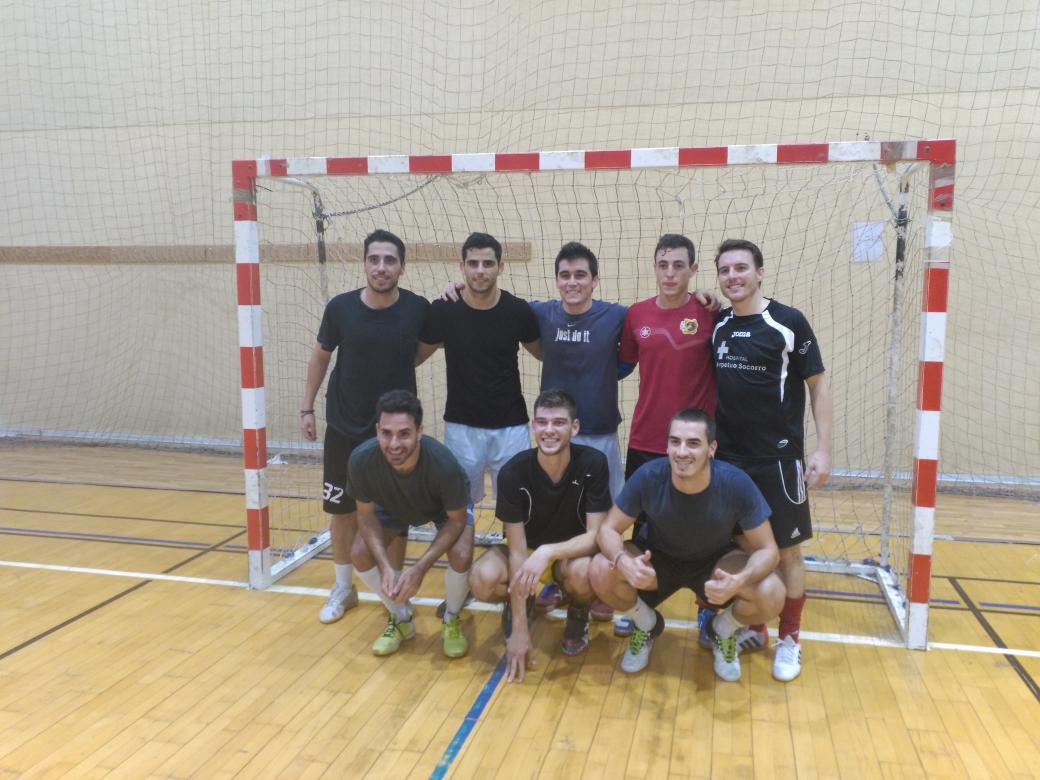 CEUPCT's tweet photo. TORNEO fútbol sala #AcogidaUPCT. 1° puesto: RAYO MALAYO. 2° puesto: ÁCIDO PANTETÓNICO. @UPCTnoticias https://t.co/SIqVnYtSSK