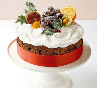 KitchenWisdom1's tweet image. Elegant berry wreath cake bbcgoodfood.com/recipes/3013/e…